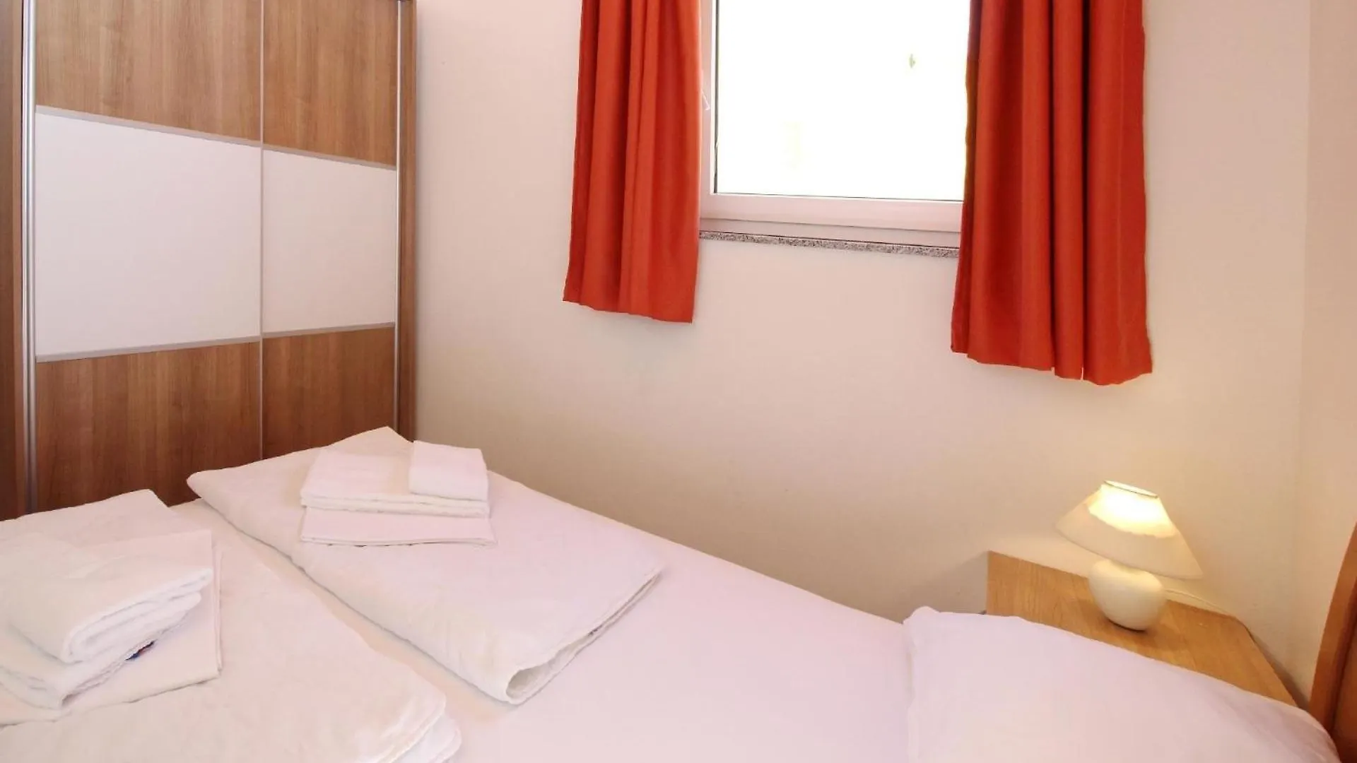 Appartement In Baska Mit Eigenem Balkon Und Meerblick 0*, Baska (Krk) Croatia